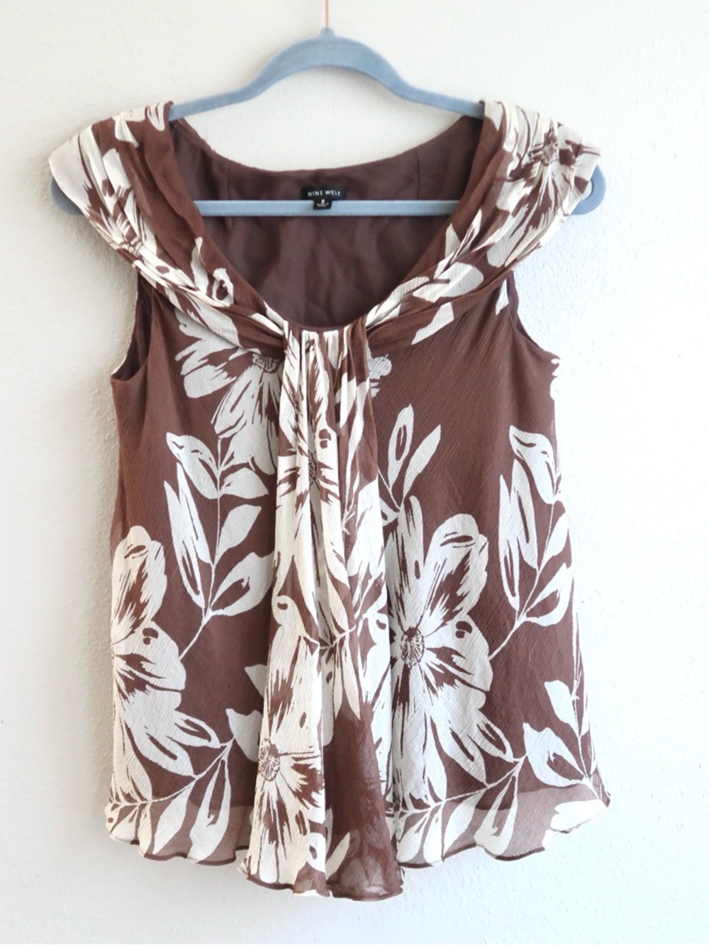 Vintage 100% Silk Nine West Sheer Brown & Cream Floral Tie-Neck Sleeveless Top